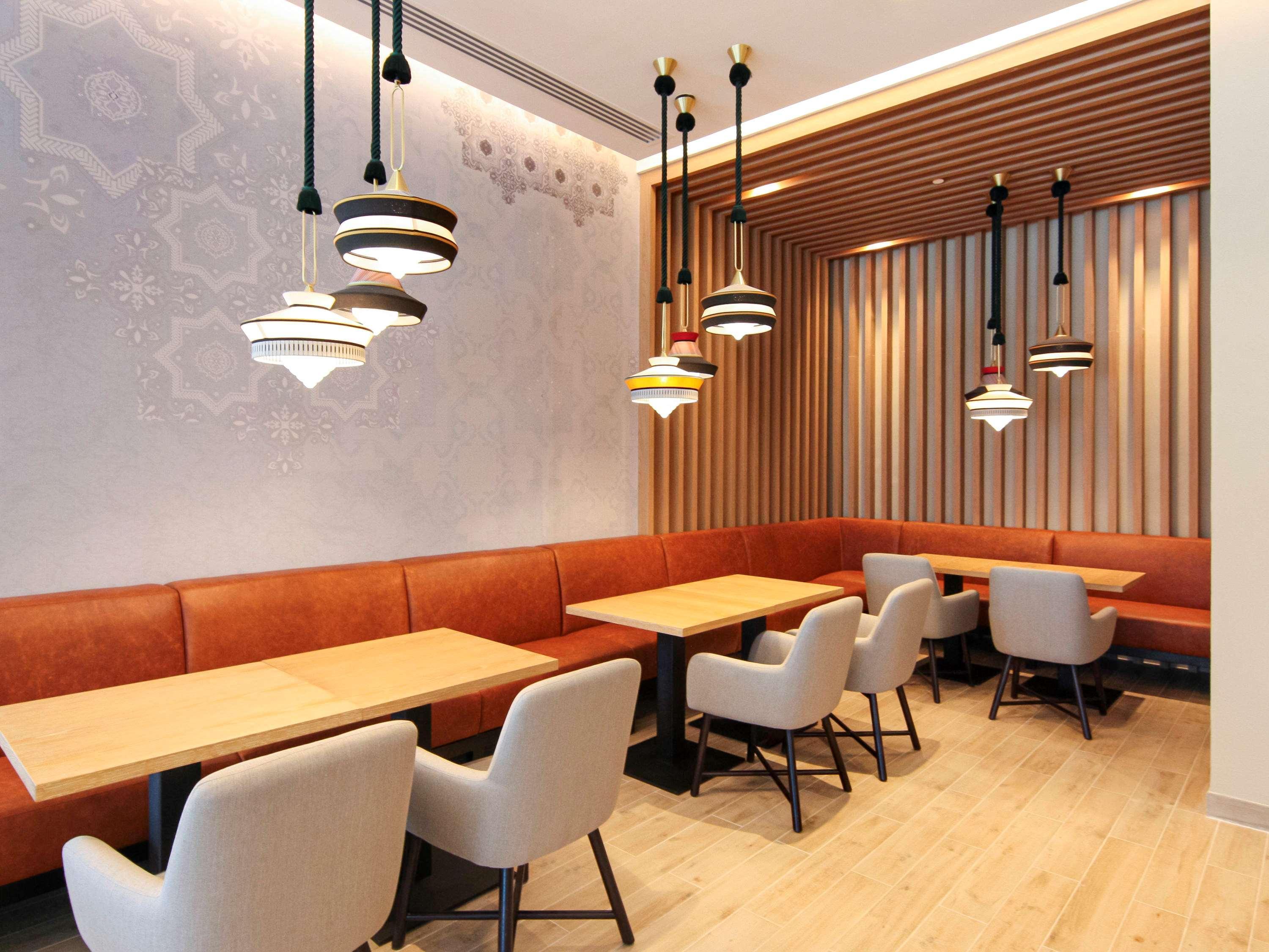 อพาร์ทโฮเทล อาดาจิโอ ดูไบ ดีรา Aparthotel ภายนอก รูปภาพ